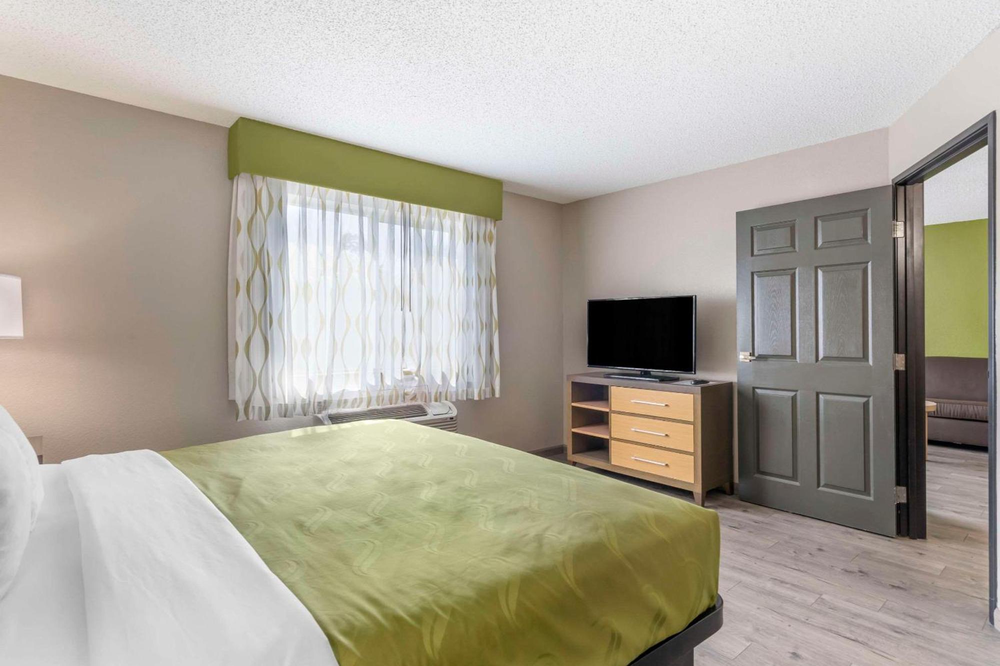 Quality Inn & Suites Ντέλαγουερ Εξωτερικό φωτογραφία